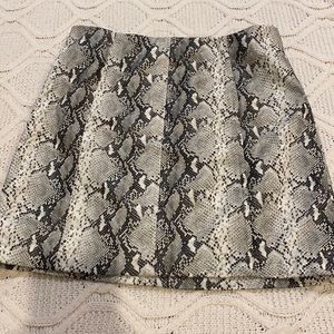 Pencil pleather skirt